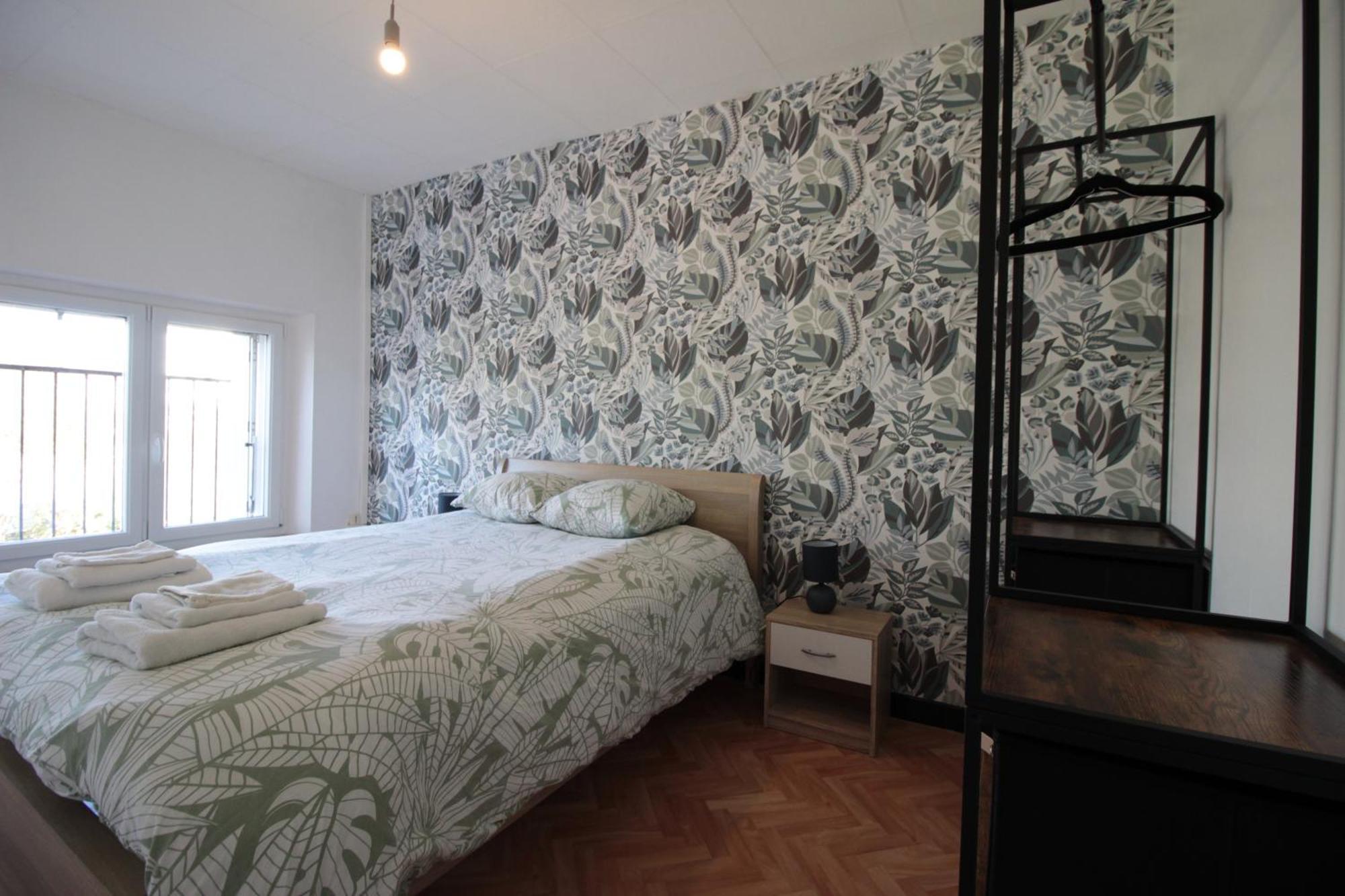 3 Chambres - Tres Grand Jardin Privee - Terrasse Privee - Garage Velo Et Moto - Parking Voiture Privee Dans La Propriete - Gere Par Presta-Zen'Services Thierville-sur-Meuse Luaran gambar